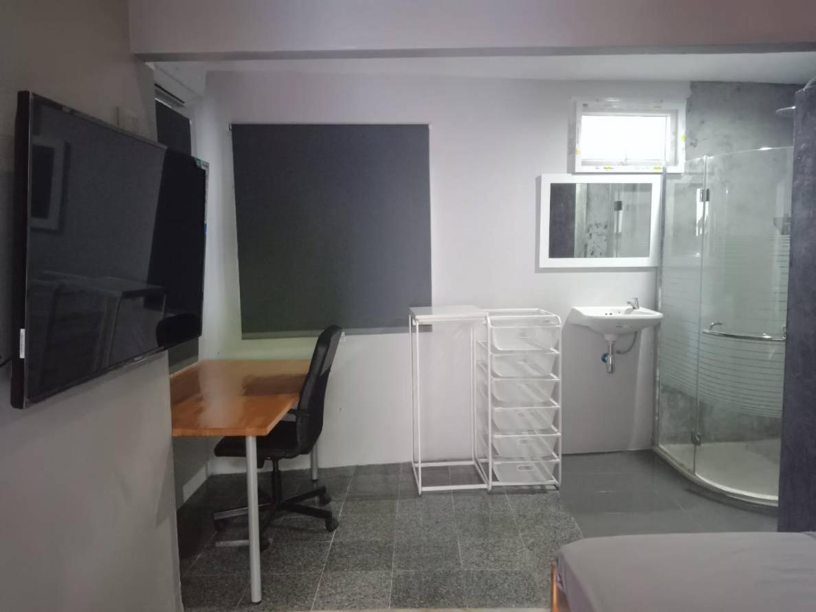 Entropy Apartment Hotel Patong Room photo